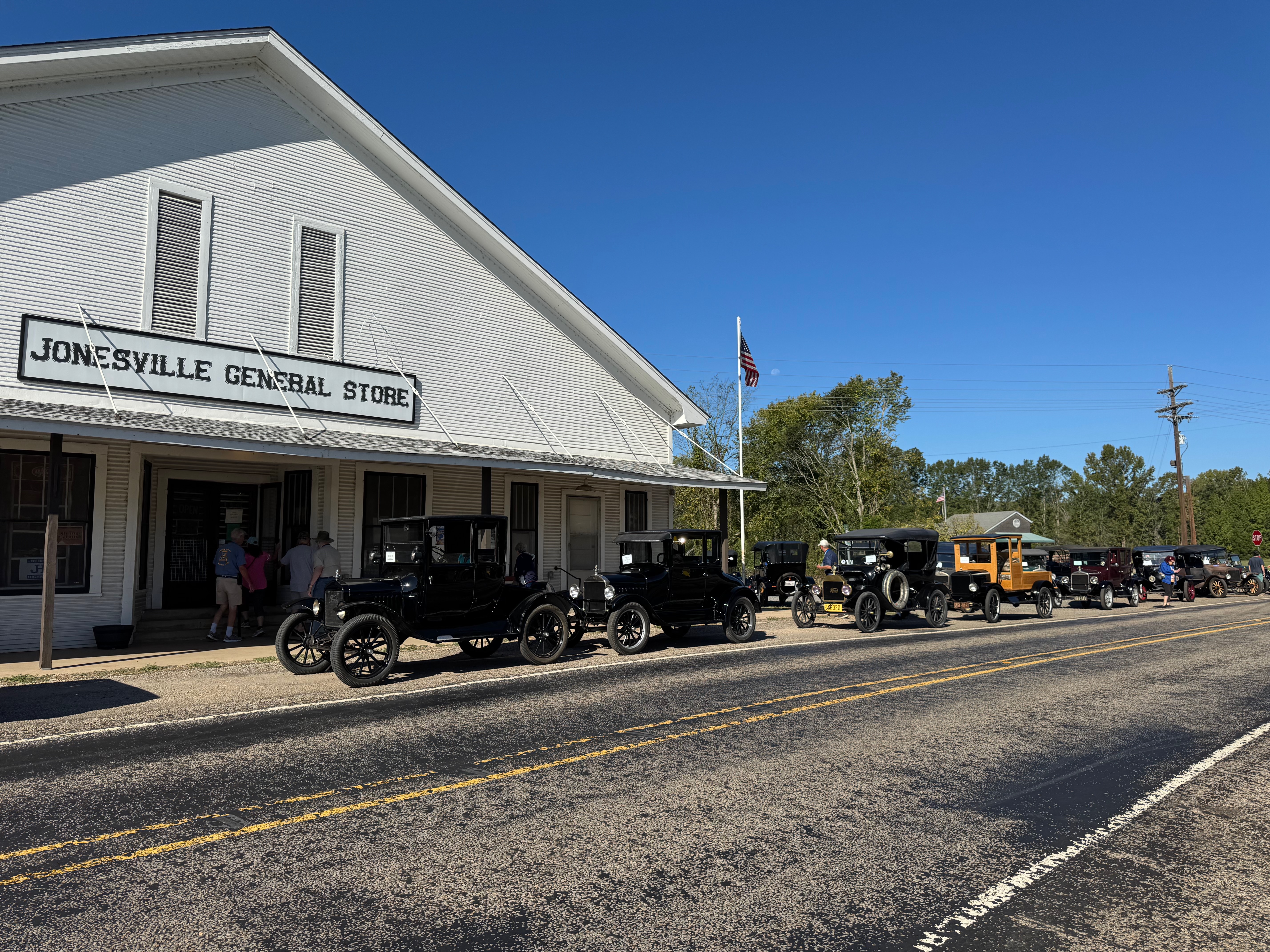 Model-Ts-at-T.-C.-Linsey-General-Store