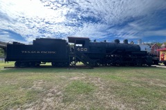 Texas-Pacific-Mikado-Steam-Engine-on-display