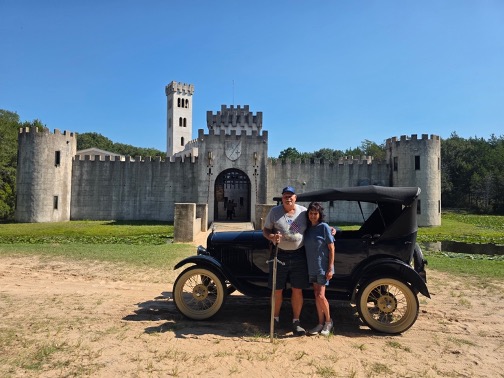 Dave-and-Sandra-castle-photo